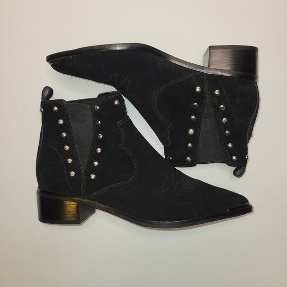 Marc Fisher Chelsea Bootie Black Suede Pointed Toe Block Heel Western Boho 7M - Picture 1 of 13